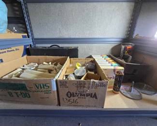 #13516 • Art Box Lot
