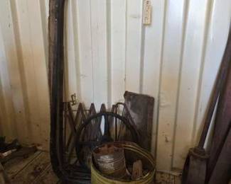 #2520 • Classic Car Parts
