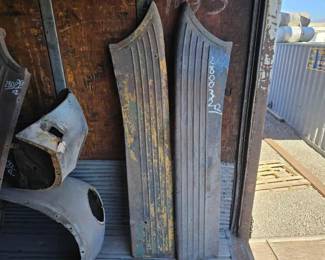 #2832 • 2 Classic Vehicle Side Steps
