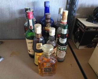 #12156 • (11) Bottle Collection
