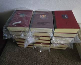 #60060 • 18 Sets of Disney Christmas Ornaments
