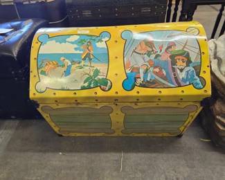 #1646 • Tin Pirate Toy Chest
