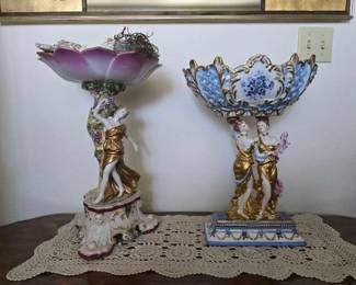 #60012 • 2 Porcelain Statues with Bowls
