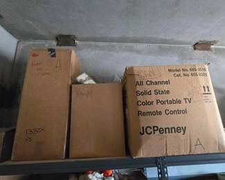 #13504 • 3 Boxes full of yarn and Sewing and knitting stuff
