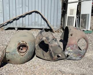 #2722 • 3 Ealry Model Ford Front Fenders with one Pair
