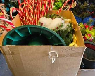#20112 • Box With Christmas Decorations & more
