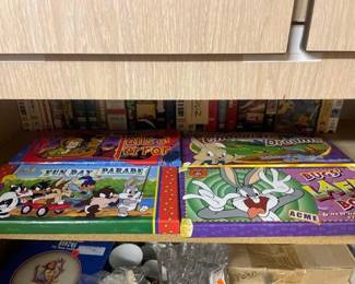 #50104 • 8 Cartoon Short Stories
