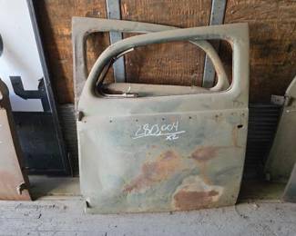 #2804 • (2) Classic Vehicle Doors
