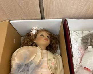 #50014 • 4 Porcelain Dolls
