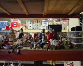 #20626 • Christmas Lot
