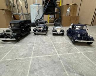 #50602 • (4) Police Car Decanters
