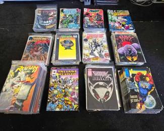 #10472 • (237) DC Comic Books
