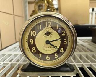 #50270 • National Call Eight Day Automatic Alarm Clock
