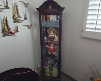 #60564 • Vintage Wooden Courvoisier Cognac Display Cabinet
