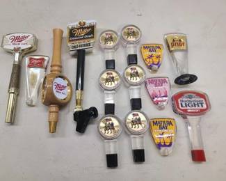 #1082 • (15) Beer Tap Handles
