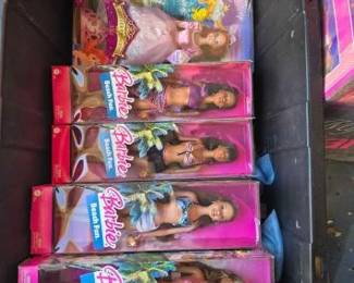 #20000 • tote of barbies
