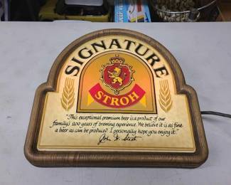 #1562 • Vintage Stroh Signature Lighted Bear Sign
