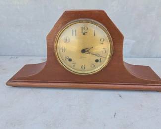 #13020 • Vintage Sessions Mantle Clock
