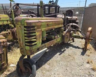 #62 • John Deere Tractor
