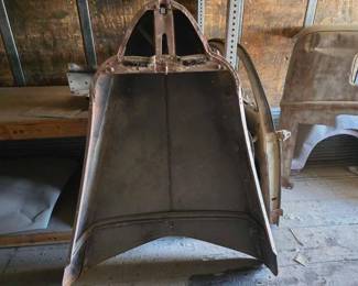 #2812 • 1 Classic Car Hood
