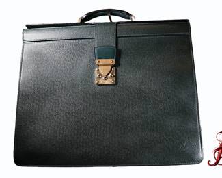 LOUIS VUITTON Taiga Pilot Case Oural Green Leather Vintage Briefcase Authentic