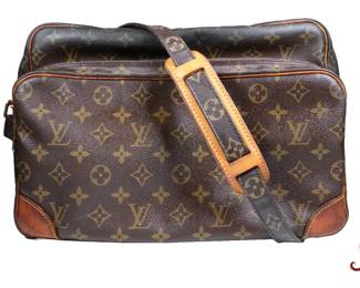 Louis Vuitton Nile Leather Crossbody Bag Monogram Purse Shoulder Bag Authentic LV
