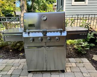 Weber Summit natural gas grill