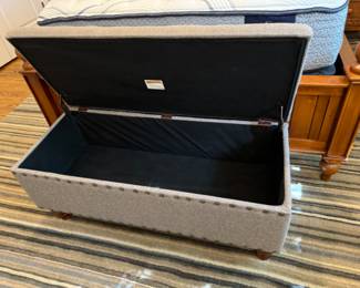 Upholstered storage bench
