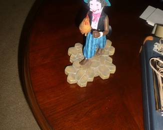 Thomas Blackshers Jay Jay & cluck there are MANY more figurines