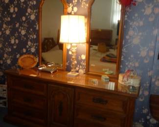 double mirror dresser