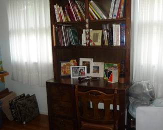 tall bookcase = many books