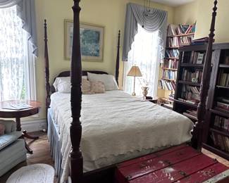 Bed - Such a beauty $500. This time is for pre-sale. Message for details on payment and pickup