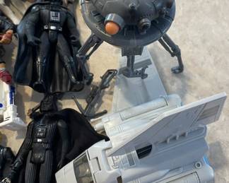 Vintage Star Wars figures.