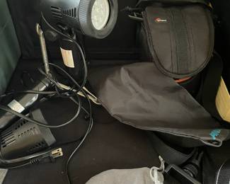 Photograph lighting set.