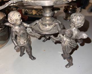 Standing Cherubs