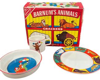 1970s BARNUMS Animal Crackers Stoneware Dish Set
