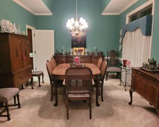 Early 20th century dining room set