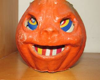 Vintage Halloween piece