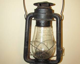 Blizzard kerosene lamp