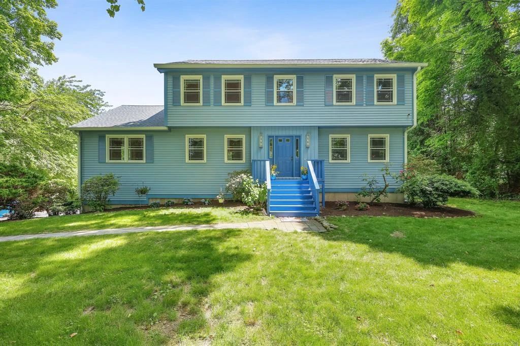 BUCKINGHAM ESTATE SALE Trumbull, CT starts on 7/12/2024