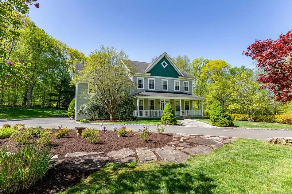 BUCKINGHAM ESTATE SALES New Fairfield, CT starts on 7/26/2024