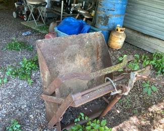 PICKERS PICKERS PICKERS AREA.