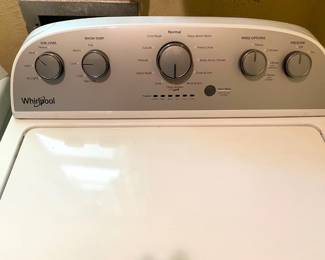 WHIRLPOOL WASHER AND DRYER SET WORKING PEFECTLY.