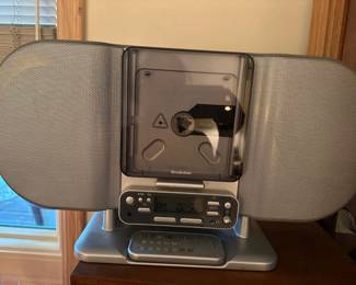 Brookstone CD player