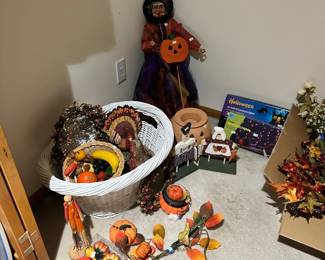 Halloween & Thanksgiving decorations
