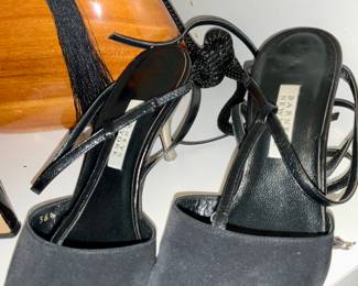 Barney's,   size  6.5