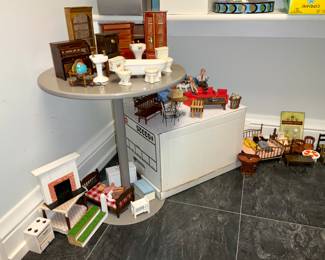 Miniatures, doll house furniture