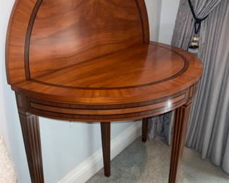 Flip top Table.  High Point,  N. Carolina. Removable skirt. 