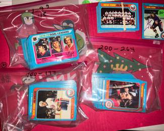 Hockey Topps cards.  1978-1979 Hockey, Topps Cards.  Missing  card #18, Wayne Gretsky.