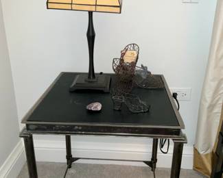 Leather top w/ metal frame, side table. Lamps